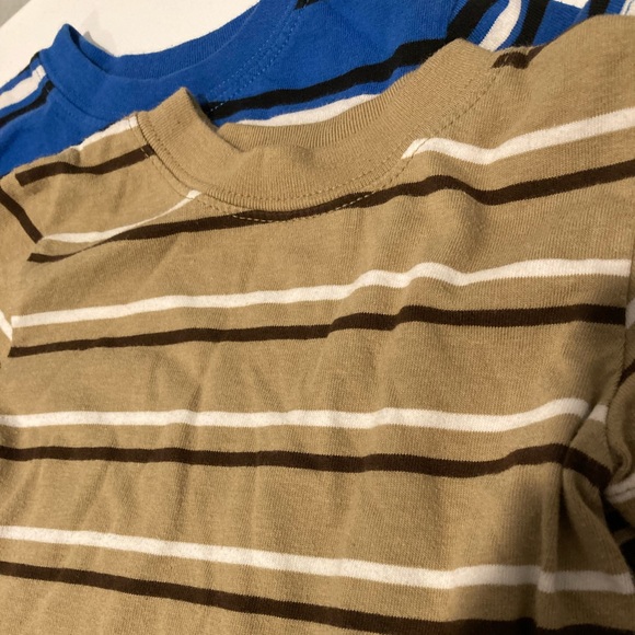 18 month long sleeved tops *lot of 3* - Picture 2 of 7